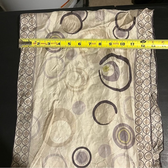 Vintage Liz Claiborne Abstract Geometric Circles 100% Silk Oblong Scarf 58” - Picture 4 of 5